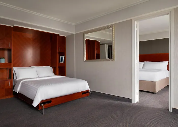 Marriott Rive Gauche & Conference Center Hotel