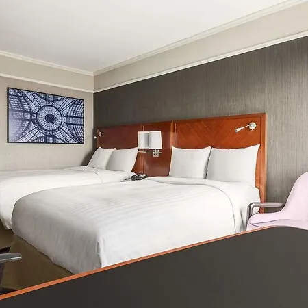 Marriott Rive Gauche & Conference Center 4* Paris