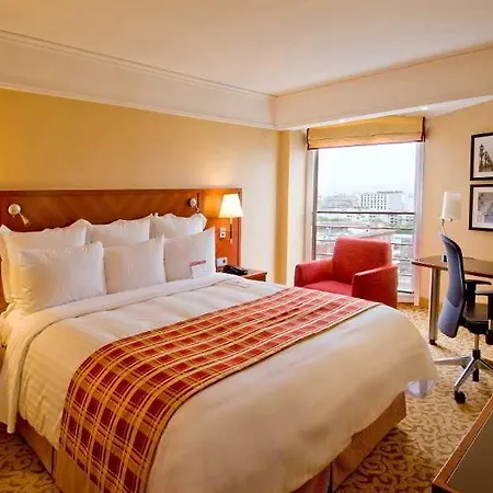Marriott Rive Gauche & Conference Center Hotel Paris