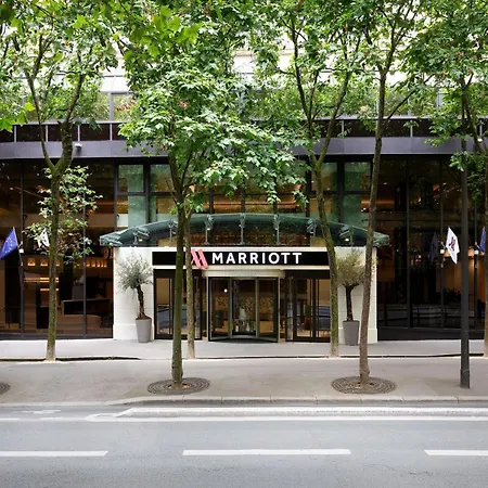 Marriott Rive Gauche & Conference Center 4* Paris