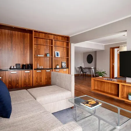 Marriott Rive Gauche & Conference Center Hotel 4*