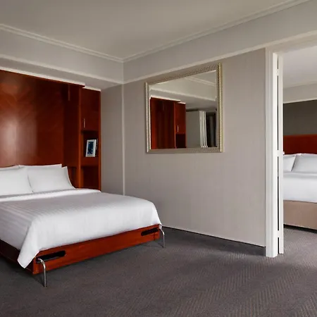 Marriott Rive Gauche Hôtel&conference Center Hotel
