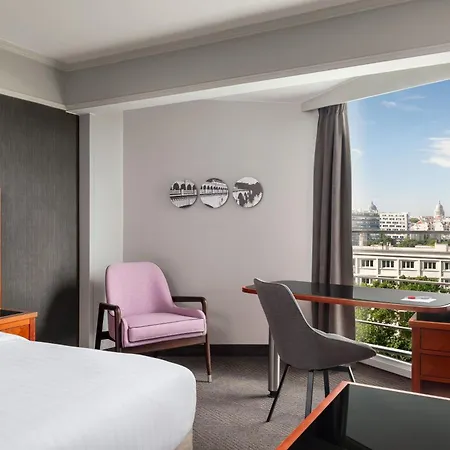 Hotel Marriott Rive Gauche & Conference Center