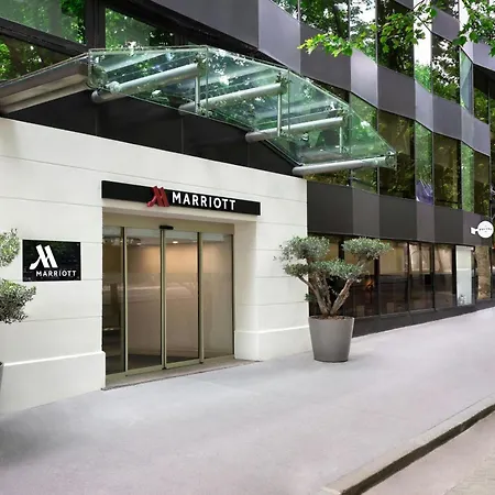 Marriott Rive Gauche & Conference Center 4*