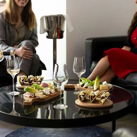 Marriott Rive Gauche & Conference Center Paris
