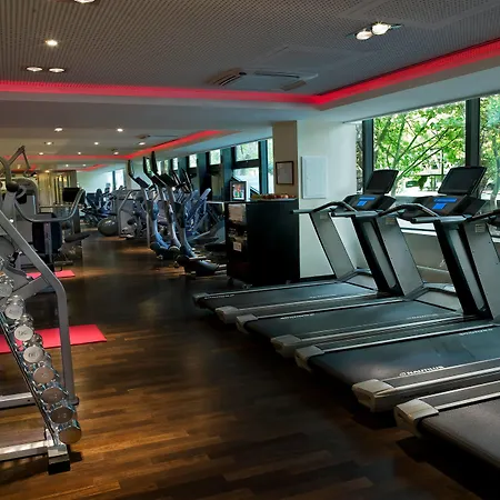 Marriott Rive Gauche & Conference Center Hotel Parijs