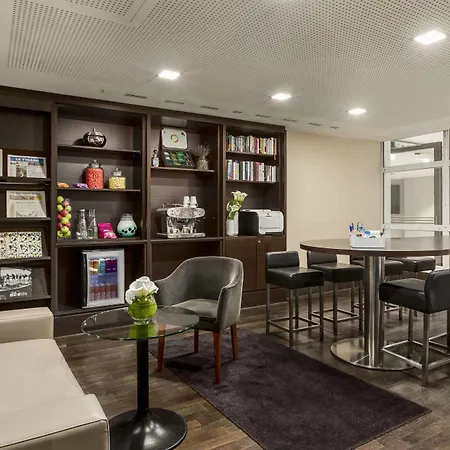 Marriott Rive Gauche & Conference Center
