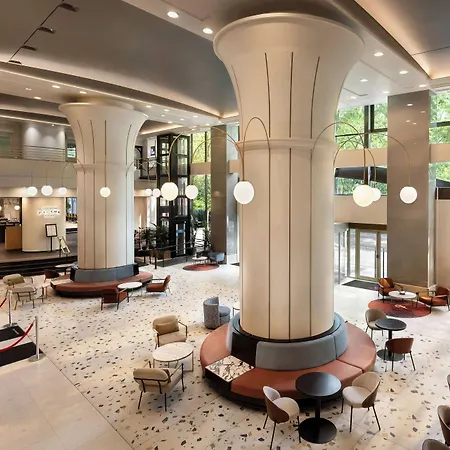 Marriott Rive Gauche & Conference Center 4*