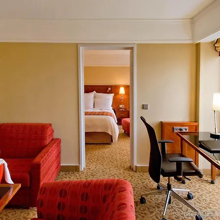 Marriott Rive Gauche & Conference Center Hotel
