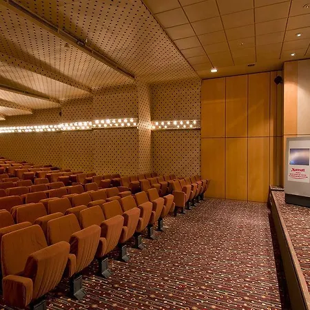 Hotel Marriott Rive Gauche & Conference Center