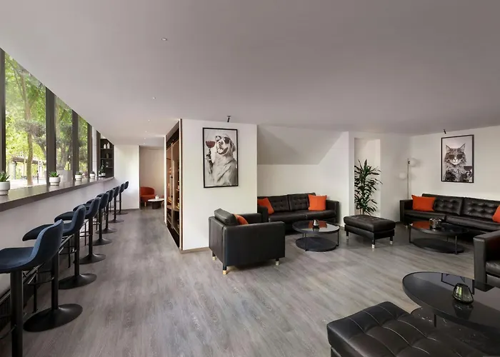 Hotel Marriott Rive Gauche & Conference Center