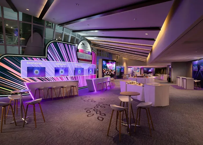 Hotel Marriott Rive Gauche & Conference Center 4*