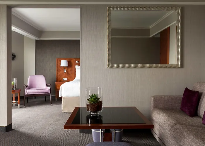 Hotel Marriott Rive Gauche & Conference Center