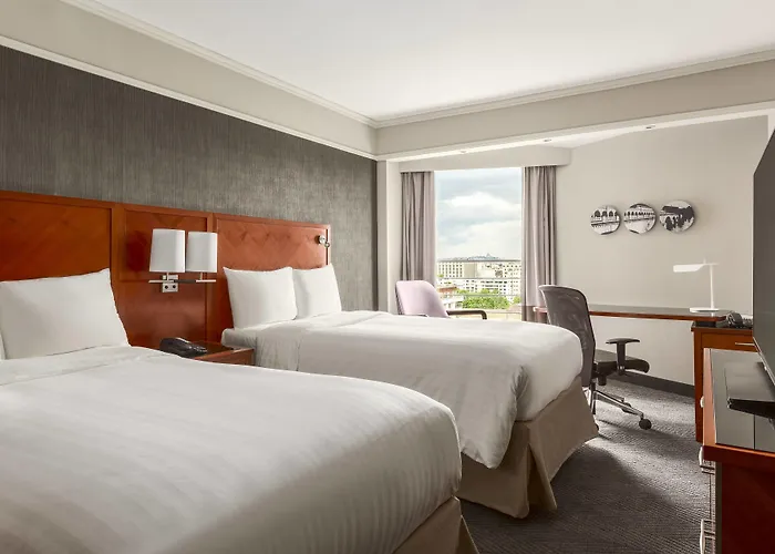 Marriott Rive Gauche & Conference Center Hotel 4*