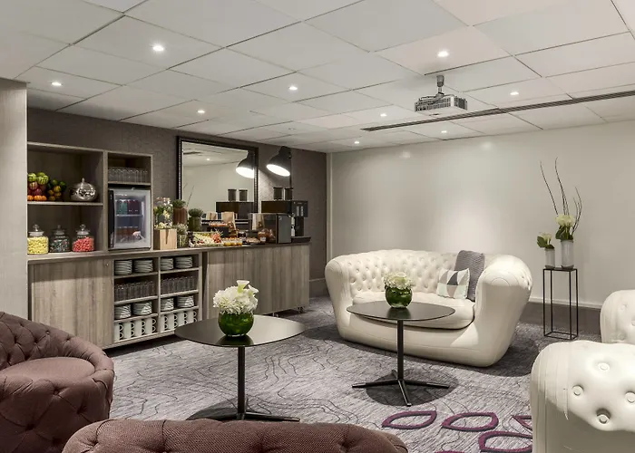 Marriott Rive Gauche & Conference Center 4*