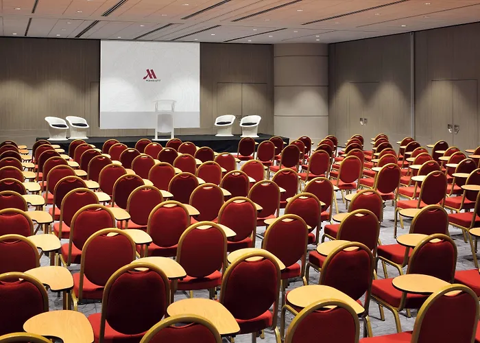 Marriott Rive Gauche & Conference Center Hotel