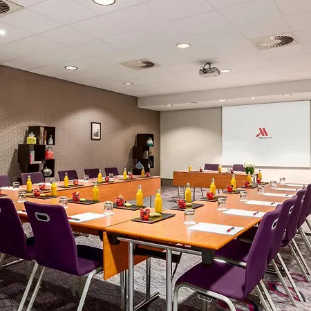 Отель Marriott Rive Gauche & Conference Center 4*
