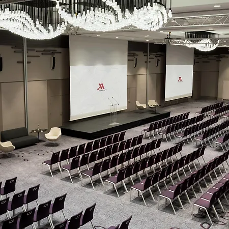 Отель Marriott Rive Gauche & Conference Center