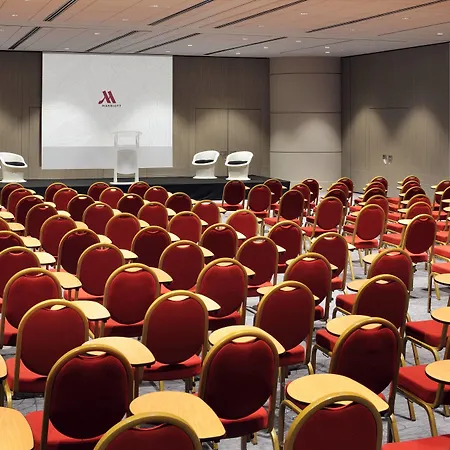 Marriott Rive Gauche & Conference Center Отель