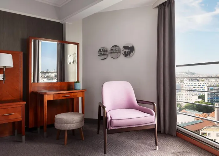 Marriott Rive Gauche & Conference Center
